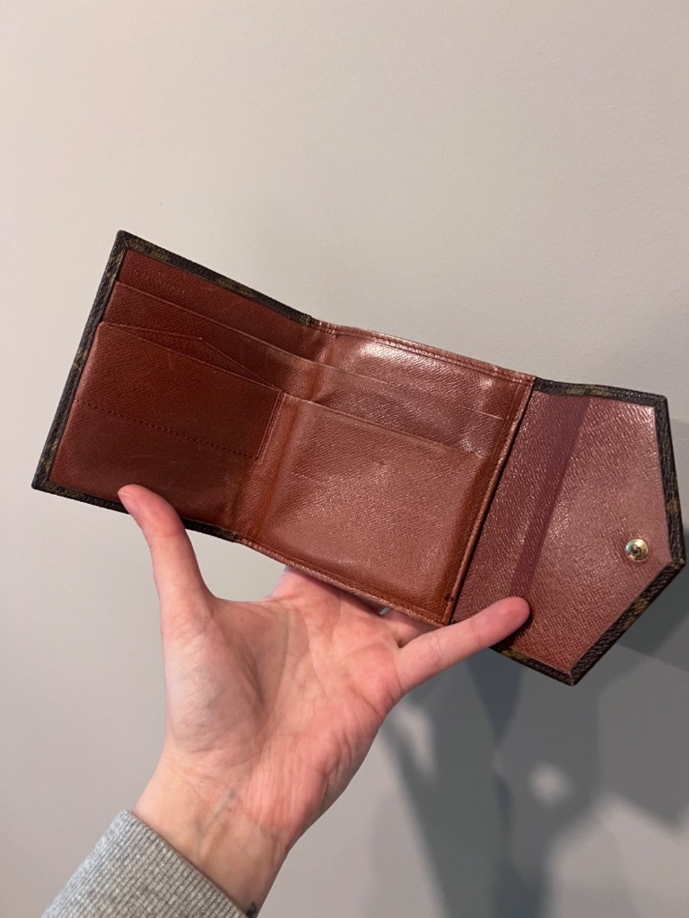 Vintage Louis Vuitton double sided wallet - Picture 8 of 14